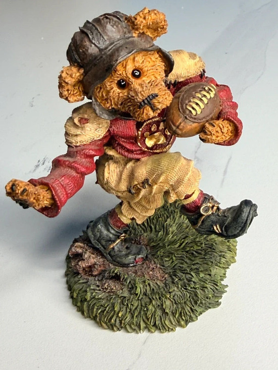 Boyds Bears Other - Vintage Boyds Bears "T.D. Gridiron Touch Down!" figurine Style no box 030